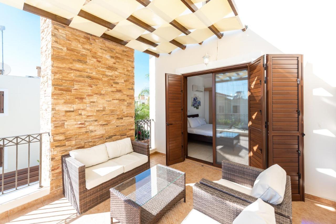 Villa Iris By Ezoria Villas Ayia Napa Exterior photo