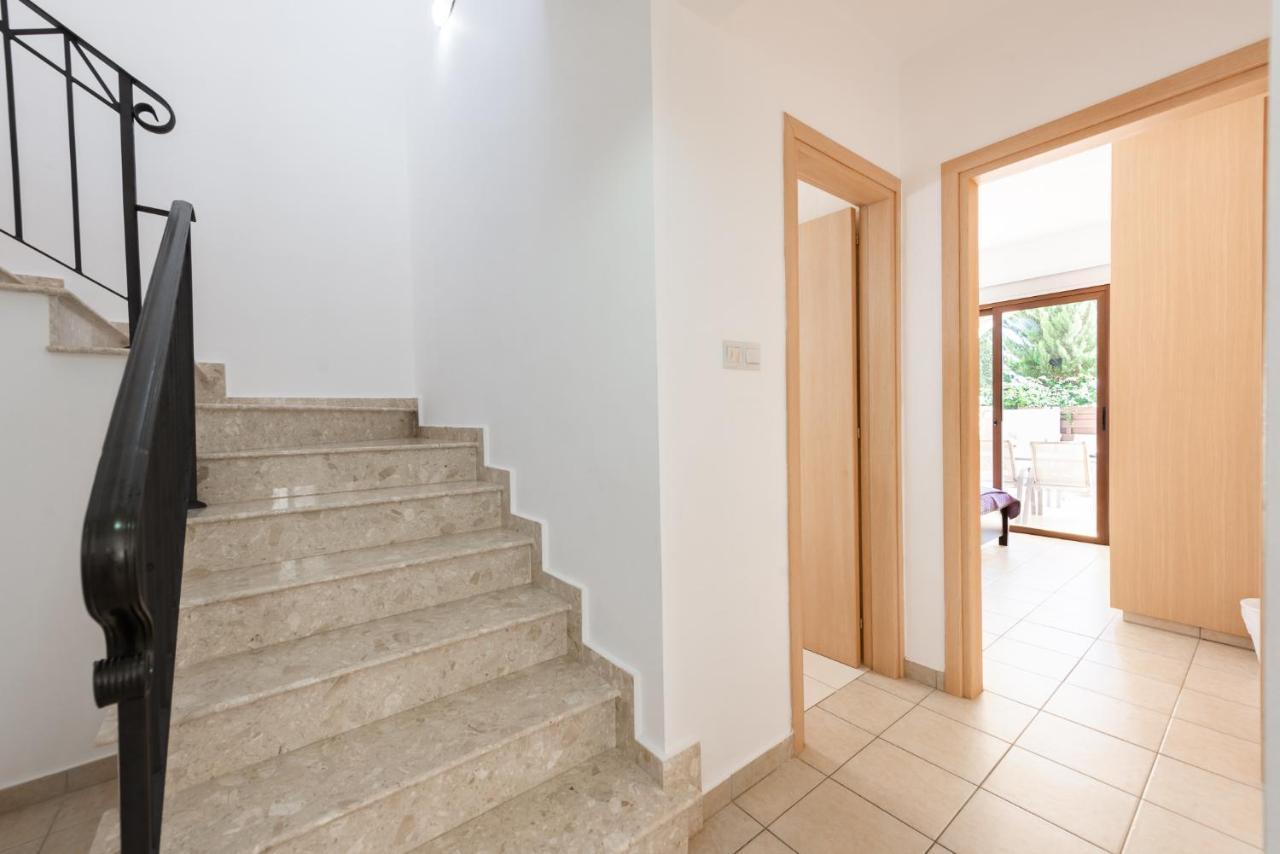 Villa Iris By Ezoria Villas Ayia Napa Exterior photo